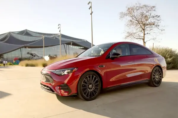 Gemini của Google cầm lái xe Mercedes, và đó không chỉ là lời nói suông